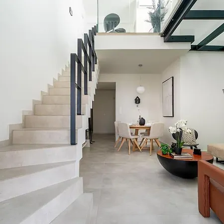 Elegant Maisonette Nea Alikarnassos
