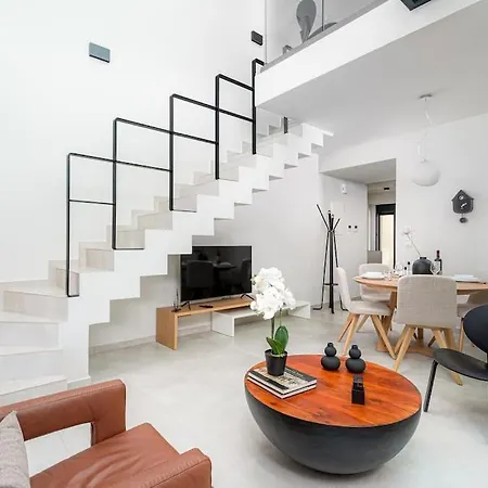 Elegant Maisonette Nea Alikarnassos